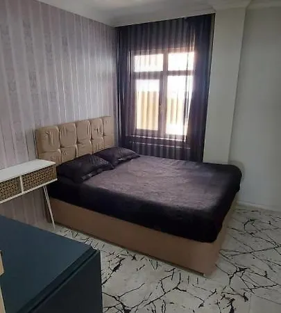 Bahcelievler Haznedar Merkez 2+1 Luks Esyali Daire Appartamento