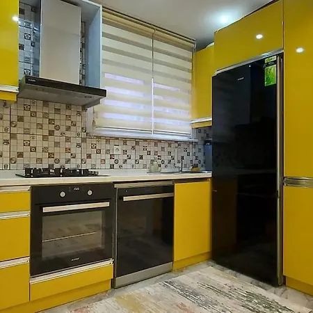 Bahcelievler Haznedar Merkez 2+1 Luks Esyali Daire Appartamento *